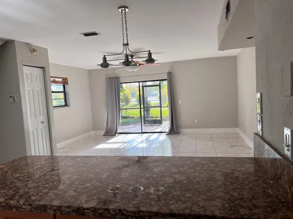 2149 N 14th Ave, Hollywood, FL 33020