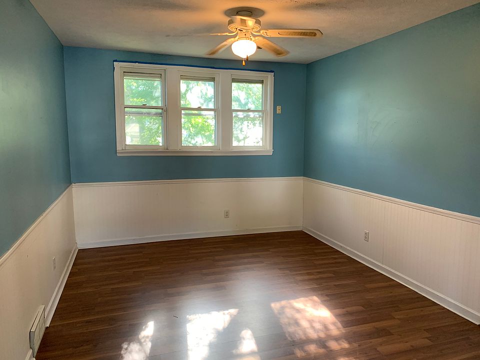 1st image of 714 Garfield Ave NW #2