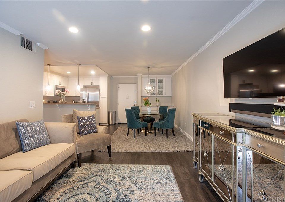 1st image of 5515 Canoga Ave APT 209