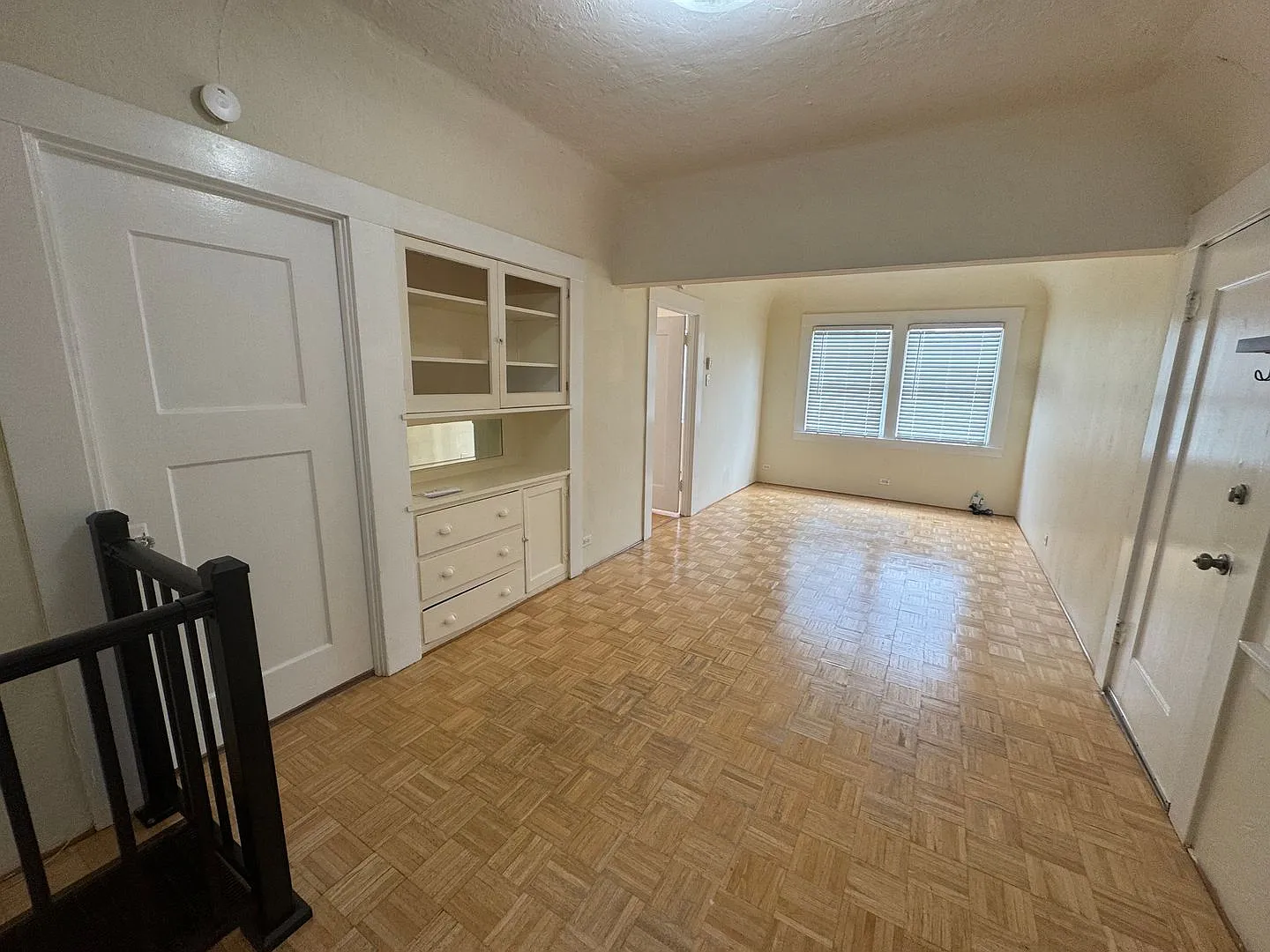 Charming 2 Bed/1bath Home For Rent Near Bay Bridge Waters — Photo 2