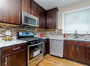 8444 S Saint Lawrence Ave, Chicago, IL 60619