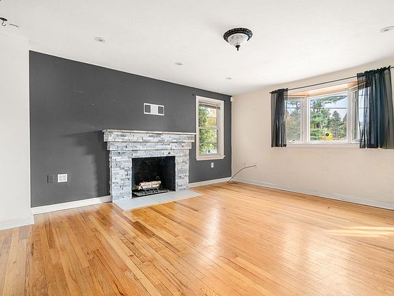 4th image of 21 Marland Rd