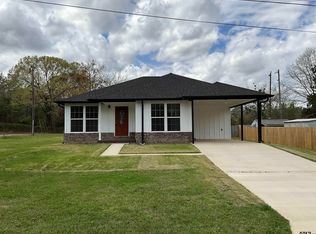5355 1st St, Chandler, TX 75758