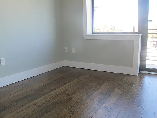 Rented by P Management | media 67