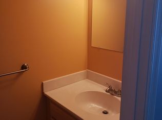 8562 Beacon Point Dr, Pasadena, MD 21122