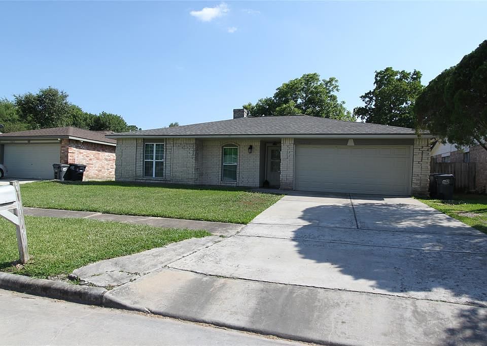 1st image of 13819 Towne Way Dr