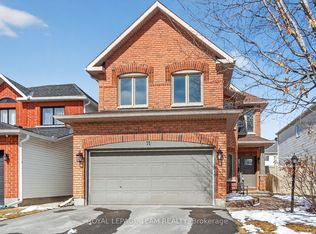 11 Vermont Ave, Ottawa, ON K2G 6J6