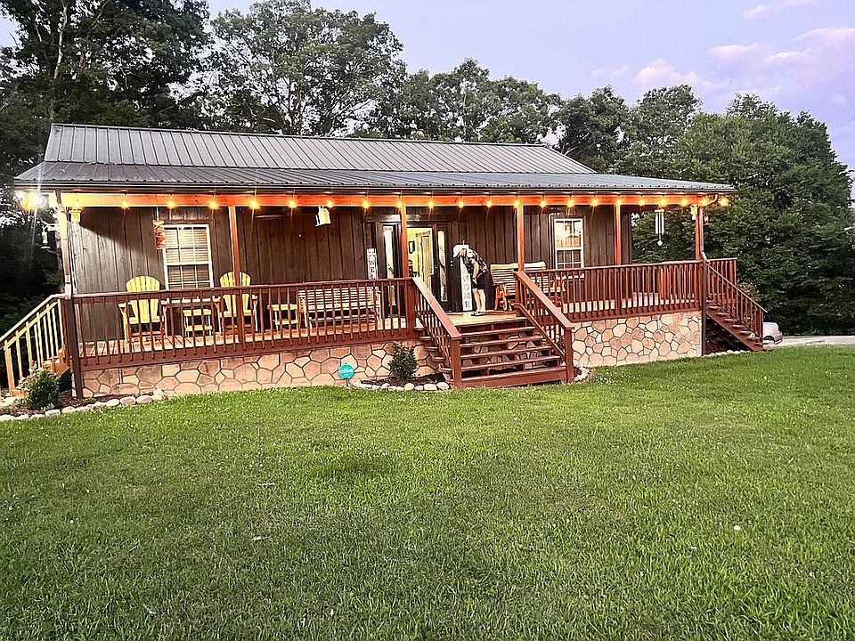 1st image of 312 Oak Hammock Ln