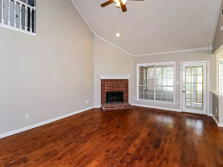 383 N Ericson Rd — Photo 5
