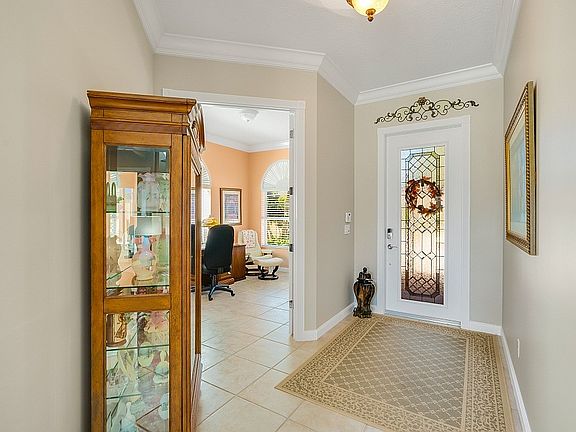 5th image of 5180 Eleuthra Cir