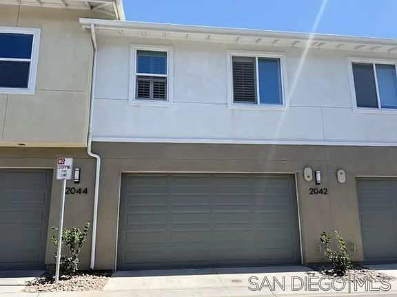 2nd image of 2044 Bluestone Cir