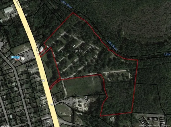 102 Dacha Ln, Spring Lake, NC 28390