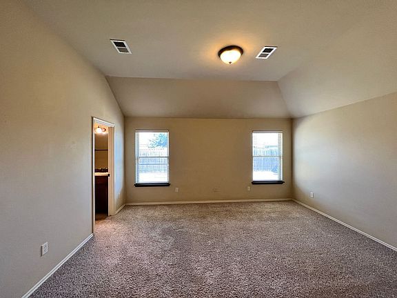 3rd image of 17512 Black Hawk Dr
