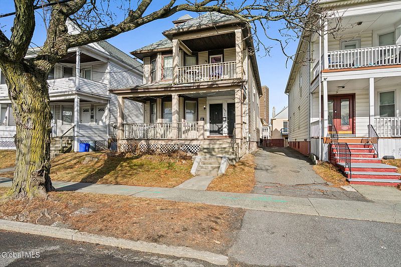 2nd image of 569 Washington Avenue