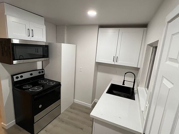 3rd image of 7112 35th St W