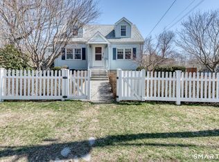 17 Innsbruck Street, Milford, CT 06460