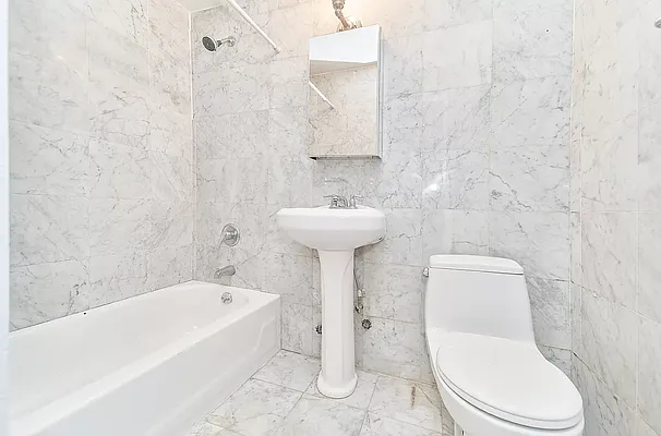 Rented by Living New York | media 4