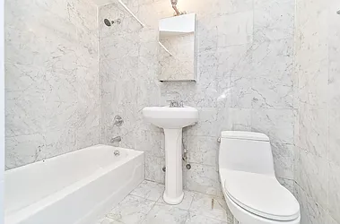 Rented by Living New York