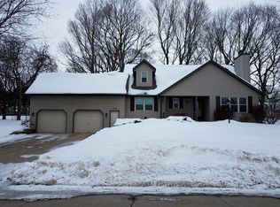 1426 Commanche Ave, Green Bay, WI 54313