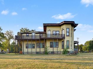 2066 River St APT 3, Kalamazoo, MI 49048