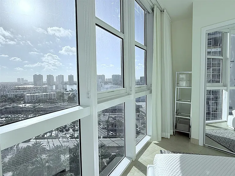 18201 Collins Ave #1501A — Photo 14