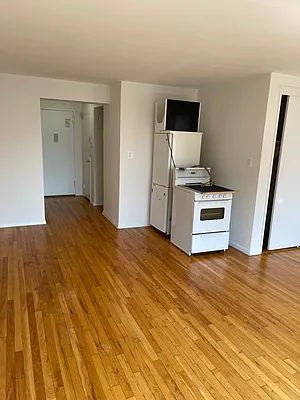 Rented by K & O Realty Associates Inc. | media 4