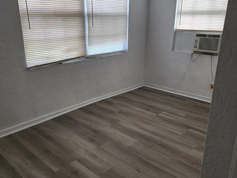 20 E Avenue B #1 — Photo 16