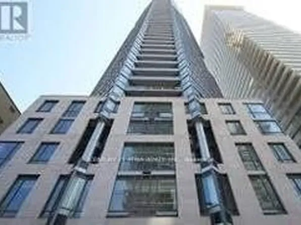 45 Charles St E, Toronto, ON