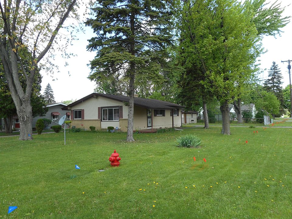 2nd image of 4783 Strathmoor St