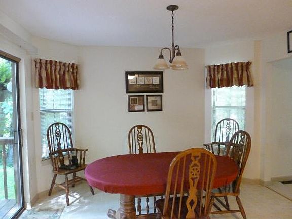 5th image of 801 Lazywood Dr