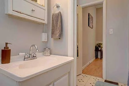 1076 Neil Ave #C — Photo 13