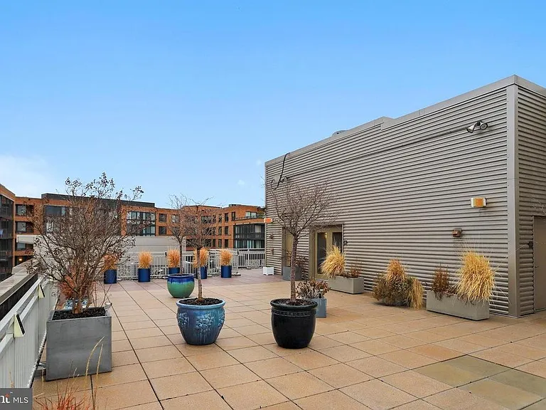 440 L St NW #1106 — Photo 37