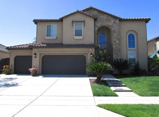 1327 E Via Marbella Dr, Fresno, CA