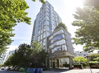 1228 Marinaside Cres #307, Vancouver, BC V6Z 2W4