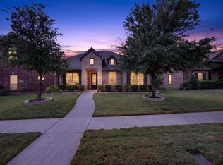 108 Crystal Creek Dr, Red Oak, TX 75154