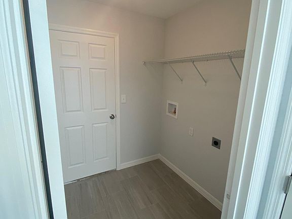 3rd image of 19066 Saint Augustine Dr E
