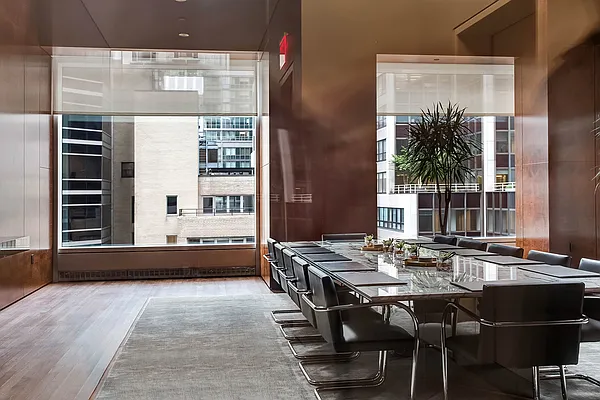 Sold by Compass | media 25