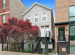 724 N Elizabeth St #G, Chicago, IL 60642