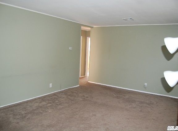 3rd image of 7 Colony Dr