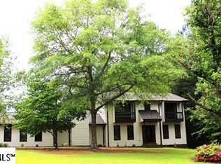 104 Clark Woods Dr, Inman, SC 29349