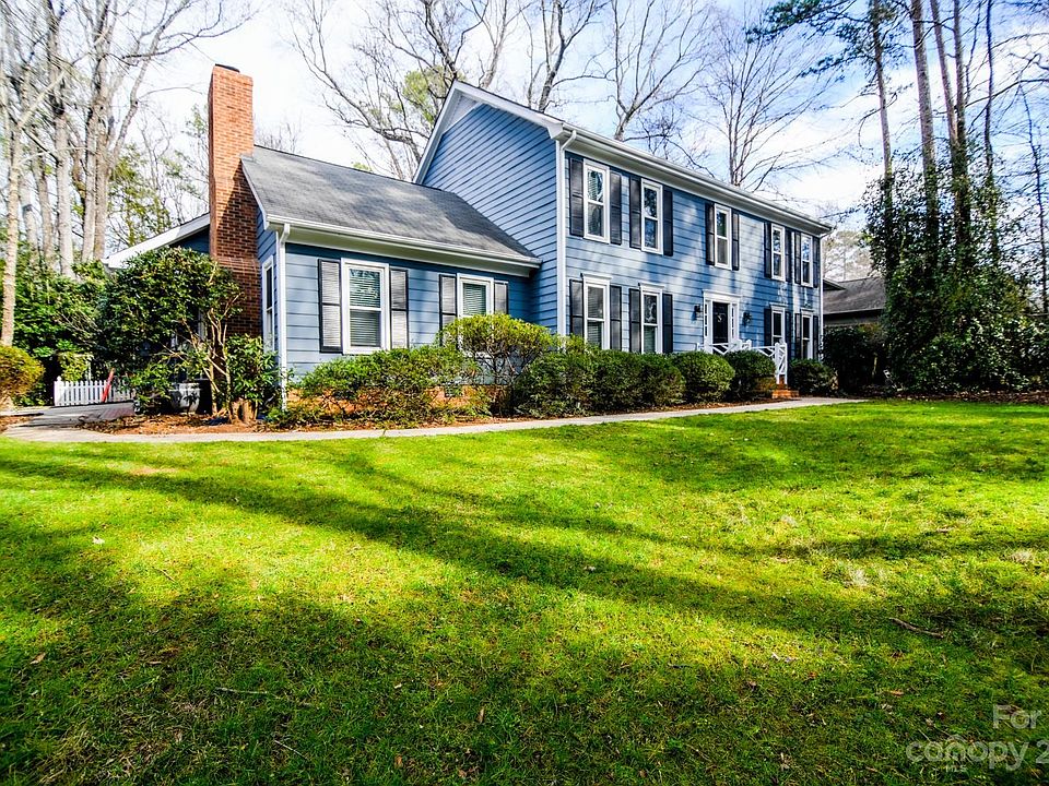 1st image of 9541 Squirrel Hollow Ln
