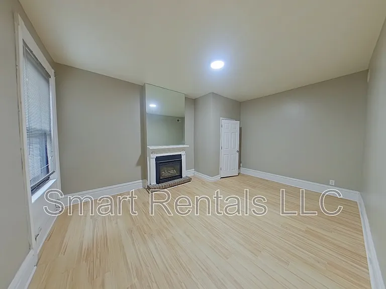 4133 Laclede Ave #1 — Photo 16