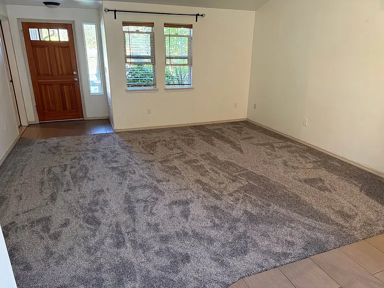 61087 Honkers Ct — Photo 3