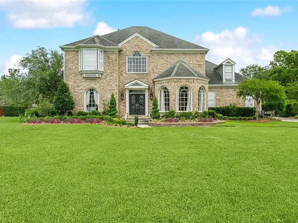 6 Shoal Creek Dr, New Orleans, LA 70131