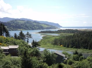 7300 S Circle Dr, Pacific City, OR 97135