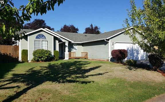 3rd image of 604 SE 1st Ave