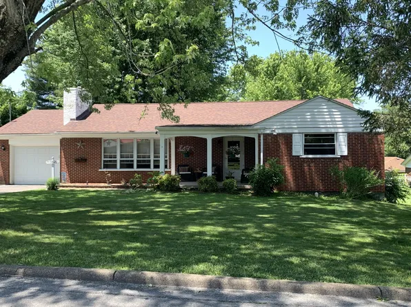 223 Fayette Ave, Fayetteville, WV 25840