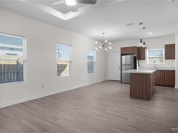 2nd image of 608 N Onyx Ave #2