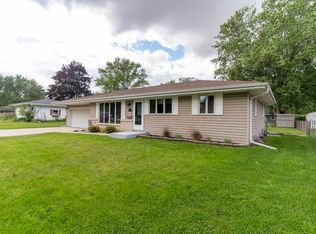 2711 Rutledge Ave, Janesville, WI 53545