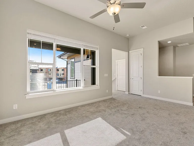 820 Schlagel St #7 — Photo 4